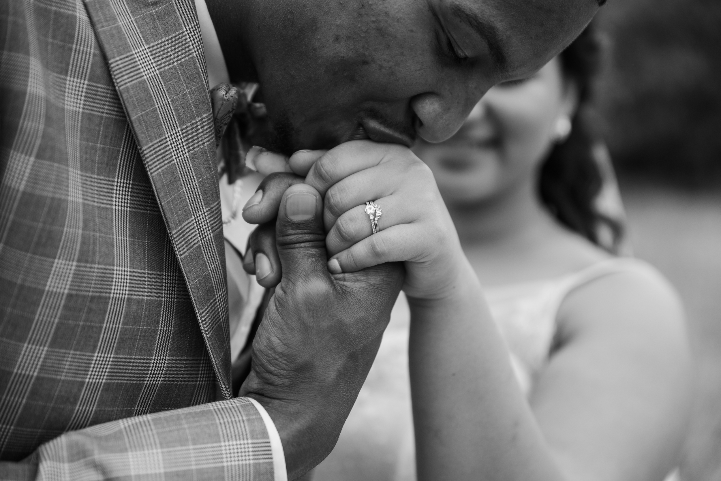 First kiss on the wedding day